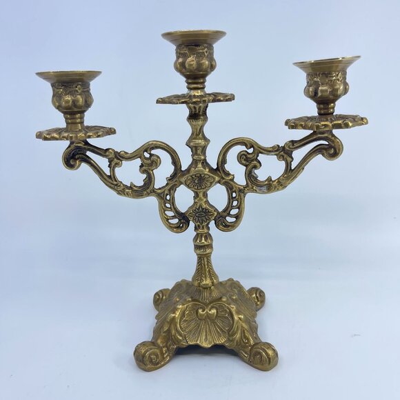 vintage ornate brass 3-arm candle candelabra holder with intricate details - Picture 1 of 7